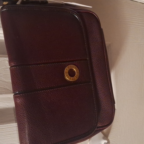 Vintage Aigner Elegant Burgundy Leather Crossbody Bag - Picture 10 of 11